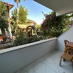 Palm Hotel