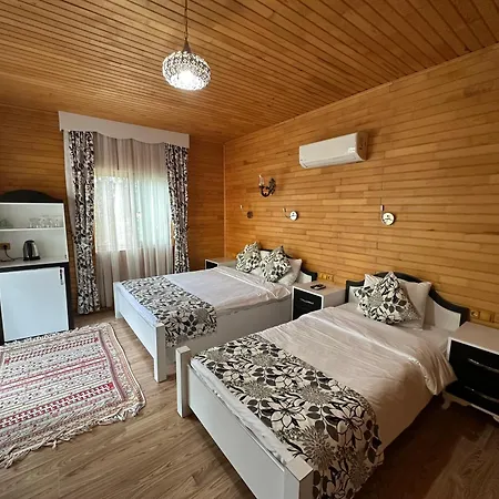 Palm Hotel