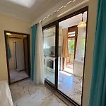 Palm Hotell *