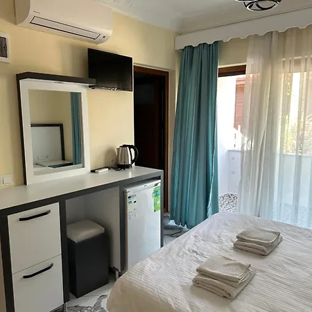 Palm Hotel